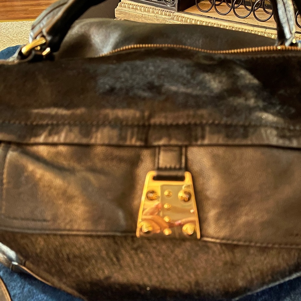 Vince Camuto Shoulder Bag